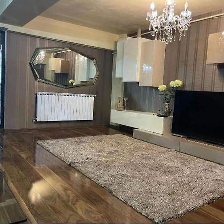 Apartament Lux Ultracentral Крайова Екстериор снимка